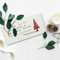 10x Weihnachtskarte DIN Lang in Creme mit roten Tannenbäumen und Text - Faltkarten mit Weihnachtsmotiv - 9,8 x 21 cm - Weihnachtsgrüße für Firmen und Privat