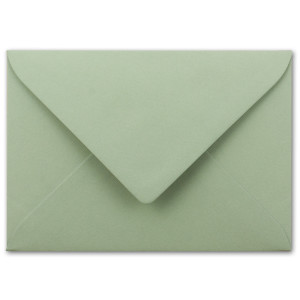 25 Briefumschläge in Eukalyptus (Grün) mit weißem Innenfutter - Kuverts in DIN B6 Format  - 12,5 x 17,6 cm - Seidenfutter - Nassklebung
