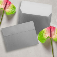 25x Briefumschläge DIN C5 Silber Metallic - 16,2 x 22,9 cm - Haftklebung - glänzende Kuverts für große Einladungen und Karten zum Geburtstag oder Hochzeit