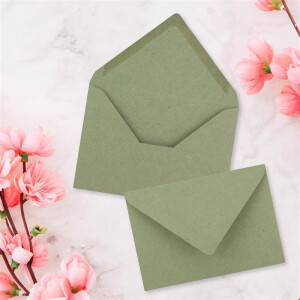 150x kleine Umschläge aus Kraftpapier in Grün DIN C7 8,1 x 11,4 cm mit Spitzklappe und Nassklebung in 110 g/m² - kleiner blanko Mini-Umschlag